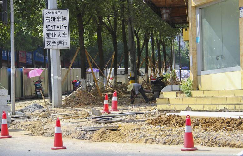 我县海绵城市建设工程施工时间优化调整，确保民生与建设两不误
